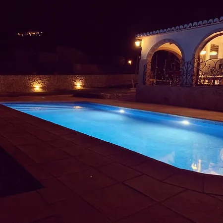 House Tosalet Villa