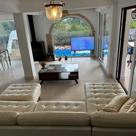 House Tosalet