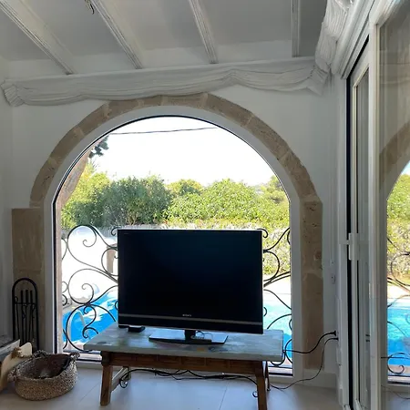 Villa House Tosalet *